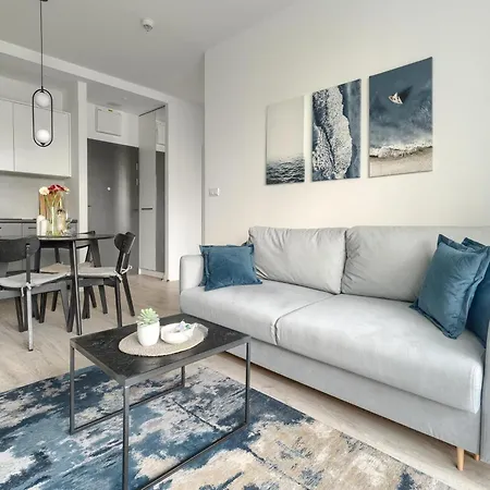 In By Baltic * 니에초르체